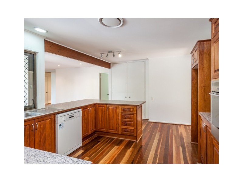 4 Appin Street, Kenmore QLD 4069