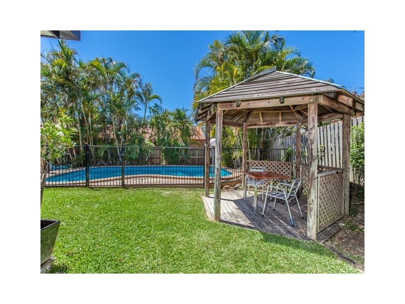 4 Appin Street, Kenmore QLD 4069