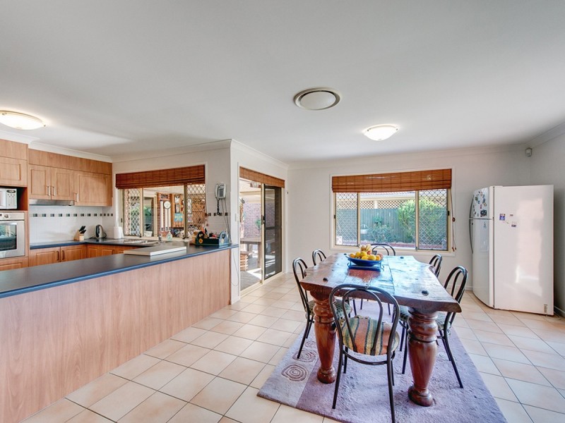 34 Collingrove Place, Forest Lake QLD 4078