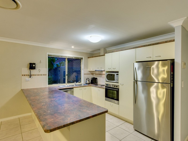 32 Booloumba Crescent, Forest Lake QLD 4078