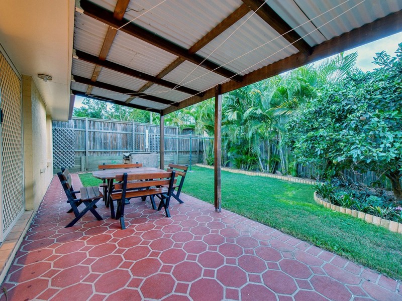 32 Booloumba Crescent, Forest Lake QLD 4078