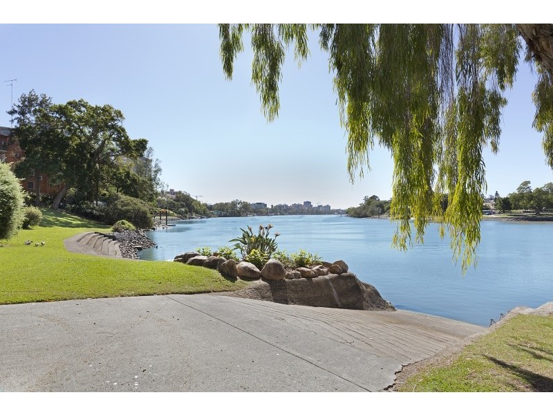 36/44 Brisbane Street, Toowong QLD 4066