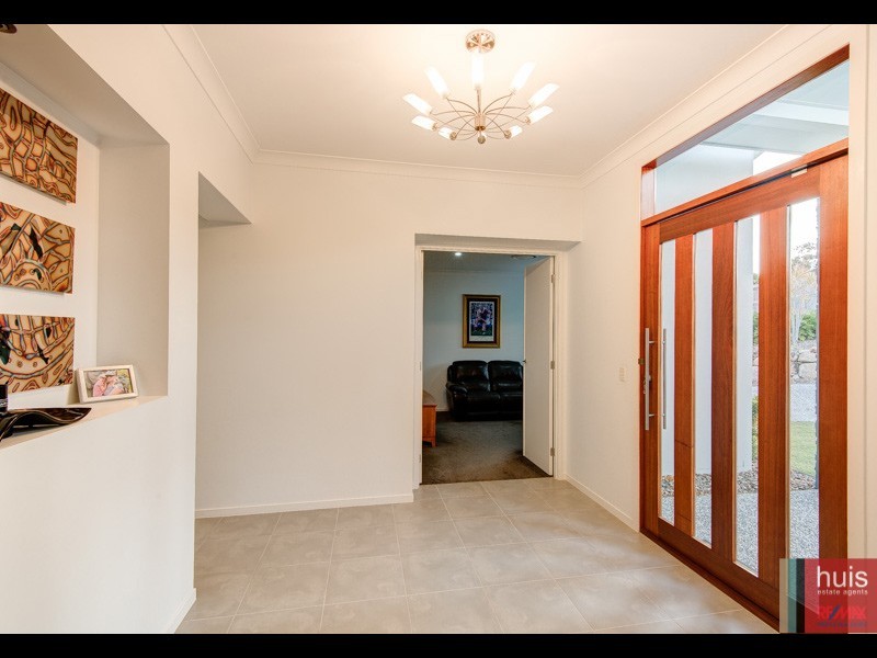 26 Alverna Cl, Wynnum QLD 4178