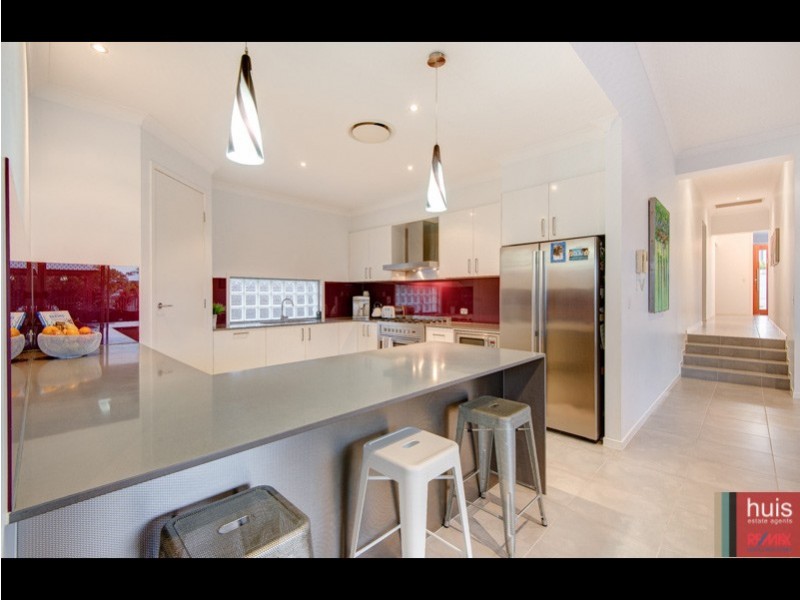 26 Alverna Cl, Wynnum QLD 4178