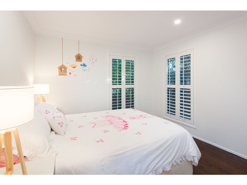 67 Chapel Hill Rd, Chapel Hill QLD 4069