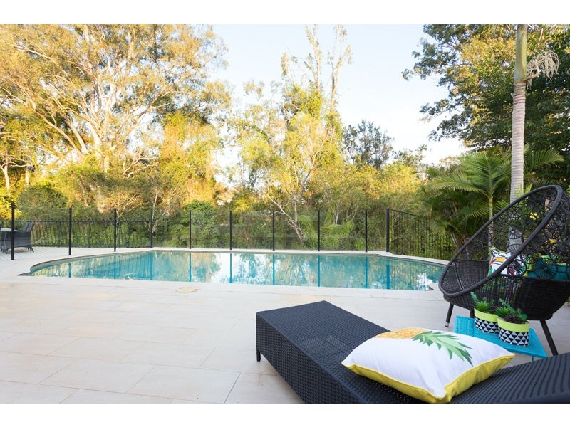 11 Parklane Terrace, Brookfield QLD 4069