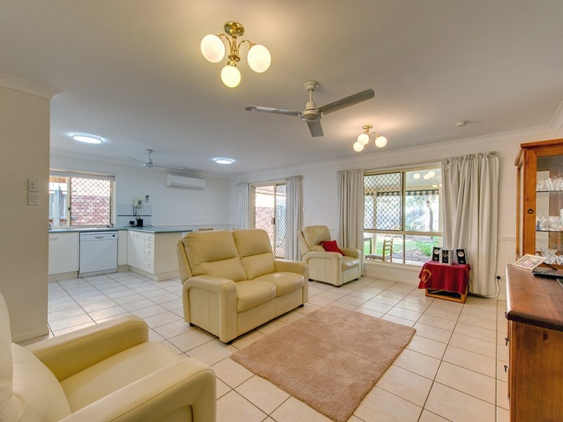 5 Hillbrook Way, Forest Lake QLD 4078
