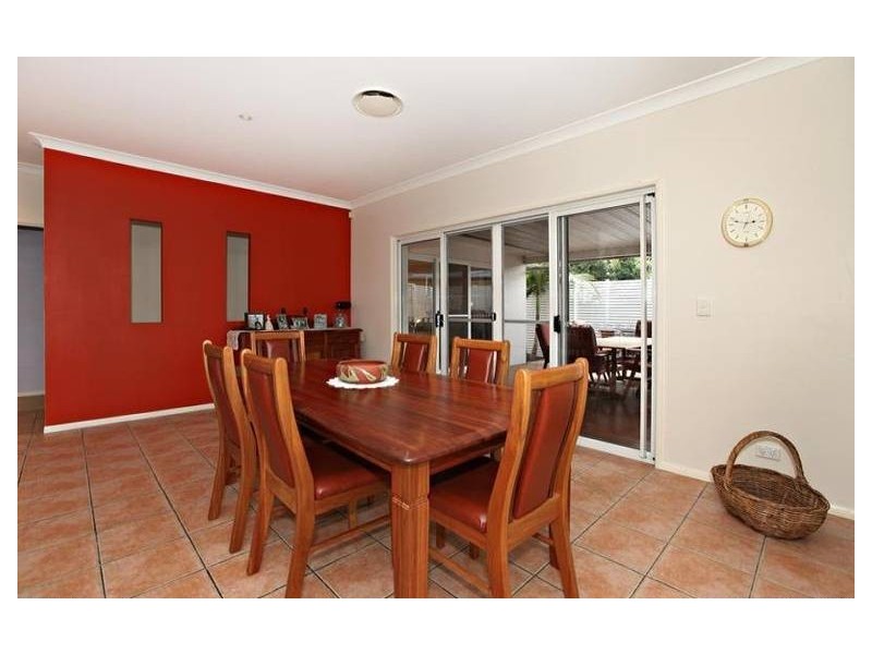 14 Summerfield Place, Kenmore QLD 4069