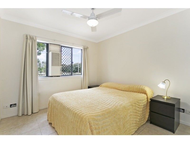 91/300 Sir Fred Schonell Drive, St Lucia QLD 4067