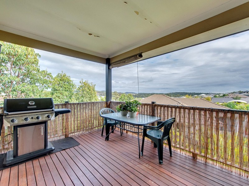 71 Highlands Tce, Springfield Lakes QLD 4300