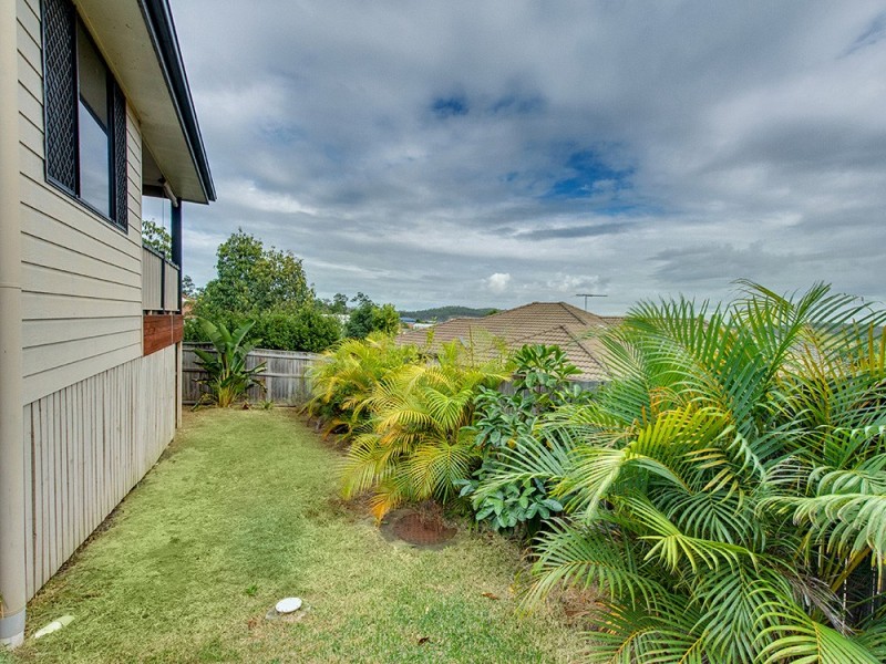 71 Highlands Tce, Springfield Lakes QLD 4300