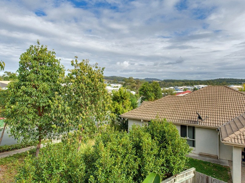 71 Highlands Tce, Springfield Lakes QLD 4300
