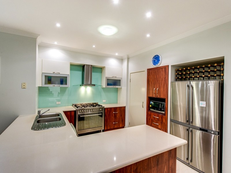 35 Dandenong Street, Forest Lake QLD 4078