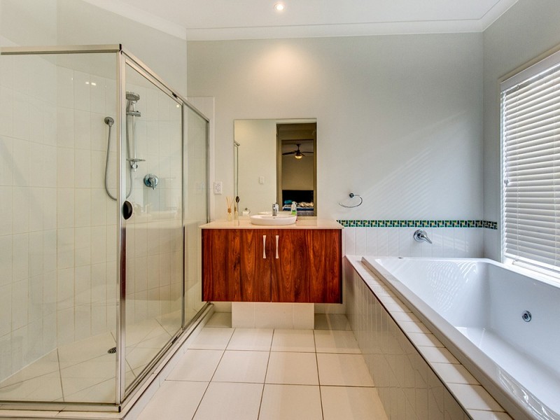 35 Dandenong Street, Forest Lake QLD 4078