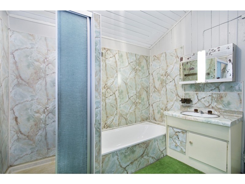 876 Sandgate Road, Clayfield QLD 4011