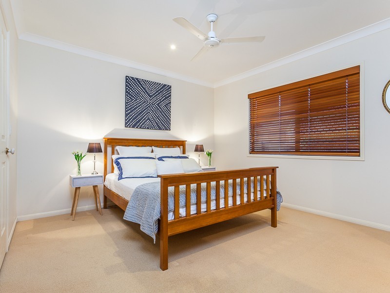 15 Greenwood Close, Moggill QLD 4070