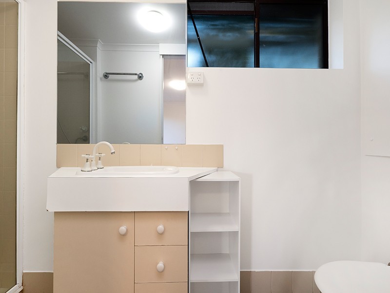 4/35 Durham Street, St Lucia QLD 4067