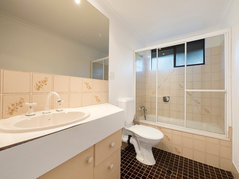 4/35 Durham Street, St Lucia QLD 4067