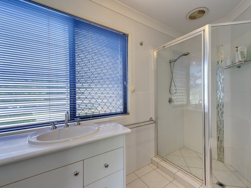 31 Wivenhoe Circuit, Forest Lake QLD 4078