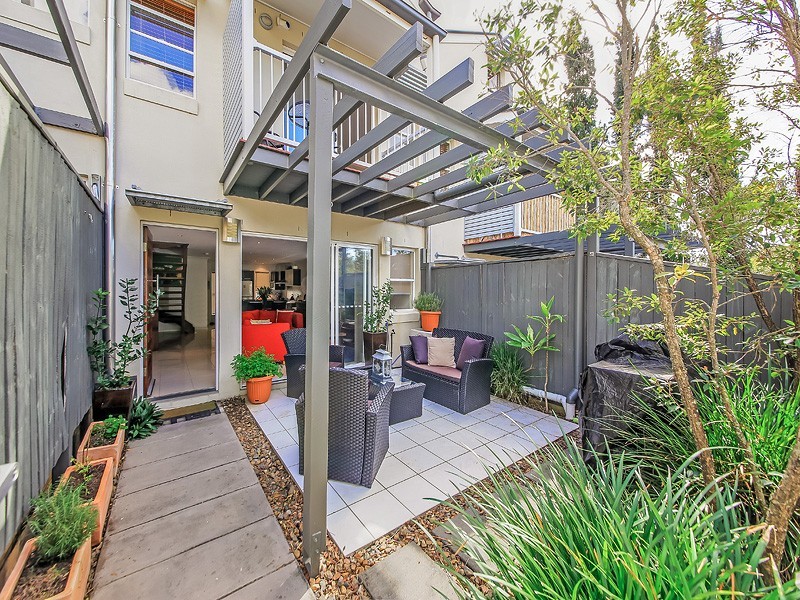 3/69 Molloy Road, Cannon Hill QLD 4170