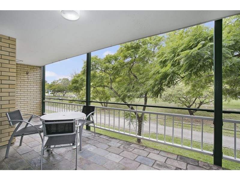 16/26 Warren Street, St Lucia QLD 4067