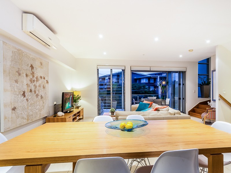 54 Keating Street, Indooroopilly QLD 4068