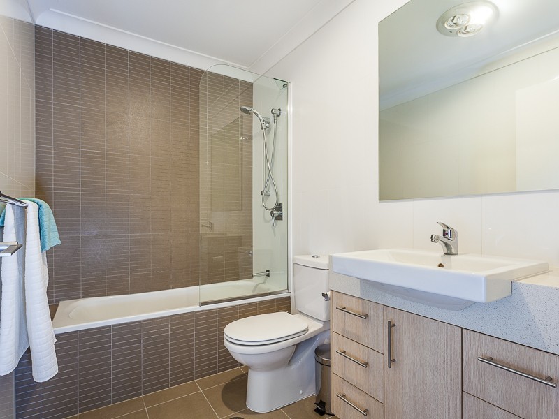 54 Keating Street, Indooroopilly QLD 4068