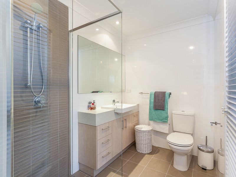 54 Keating Street, Indooroopilly QLD 4068