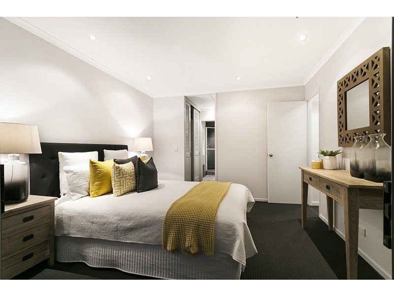 4/53 Durham Street, St Lucia QLD 4067