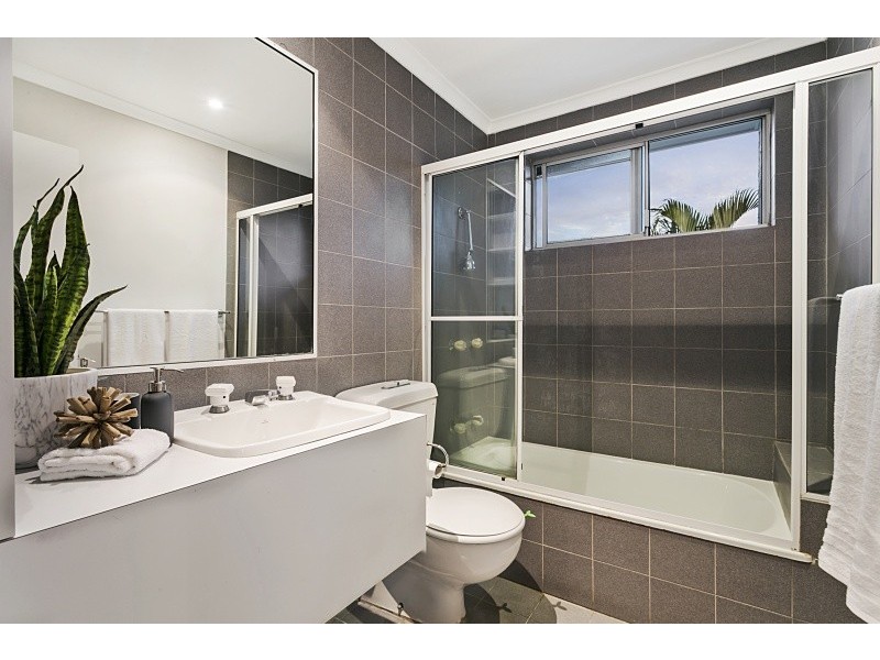 4/53 Durham Street, St Lucia QLD 4067