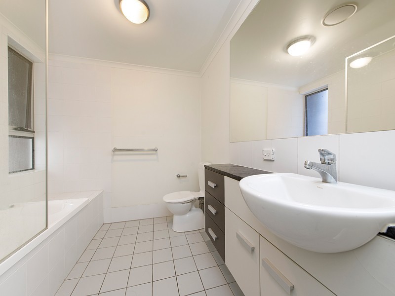 5/8 Belgrave Road, Indooroopilly QLD 4068