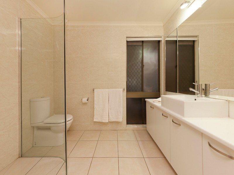 1 Debbie Street, The Gap QLD 4061