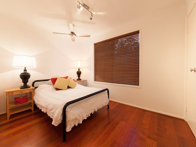 1 Debbie Street, The Gap QLD 4061