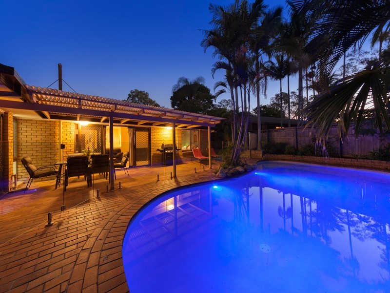 1 Debbie Street, The Gap QLD 4061