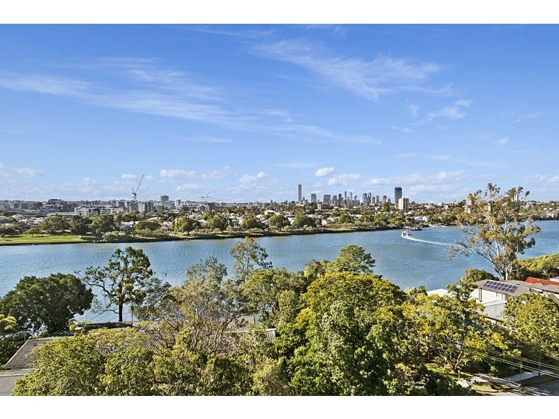 32/36 Jerdanefield Road, St Lucia QLD 4067