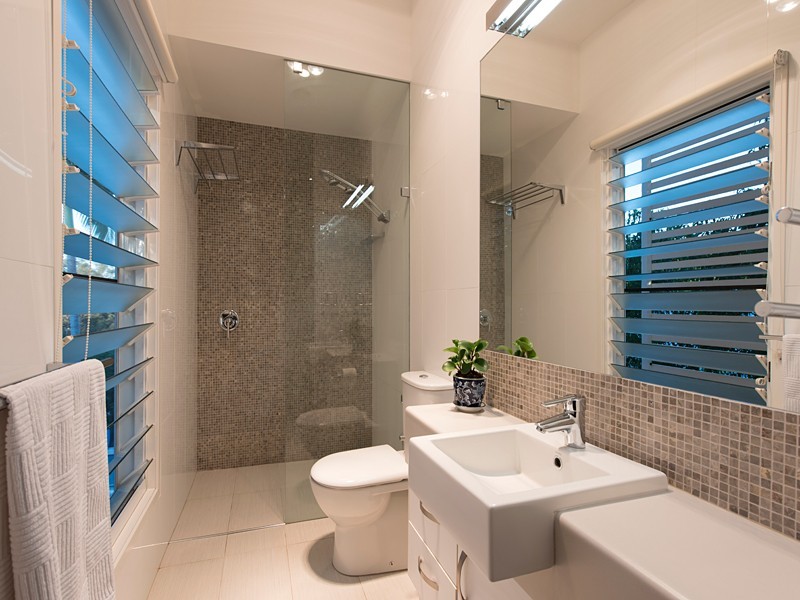 82 Rosalie Street, Bardon QLD 4065