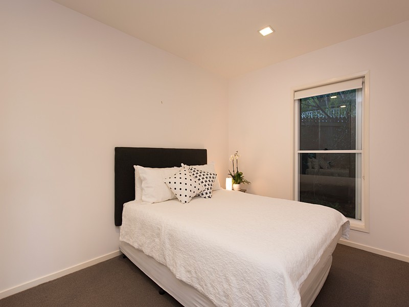 82 Rosalie Street, Bardon QLD 4065