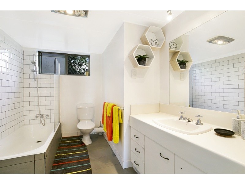 3/63 Warren Street, St Lucia QLD 4067