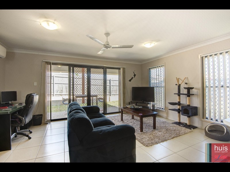 2 Palmer St, North Lakes QLD 4509