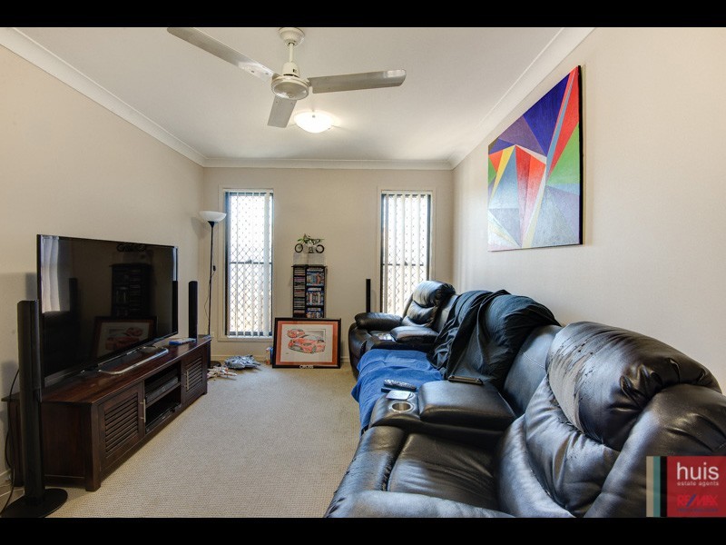 2 Palmer St, North Lakes QLD 4509