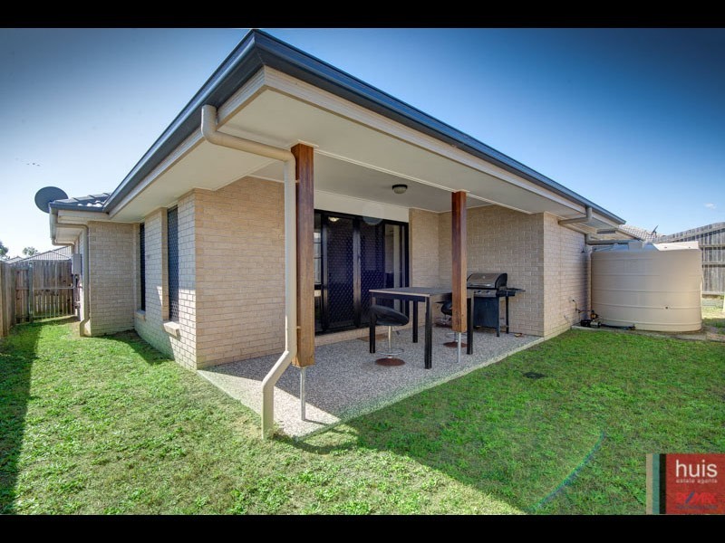 2 Palmer St, North Lakes QLD 4509
