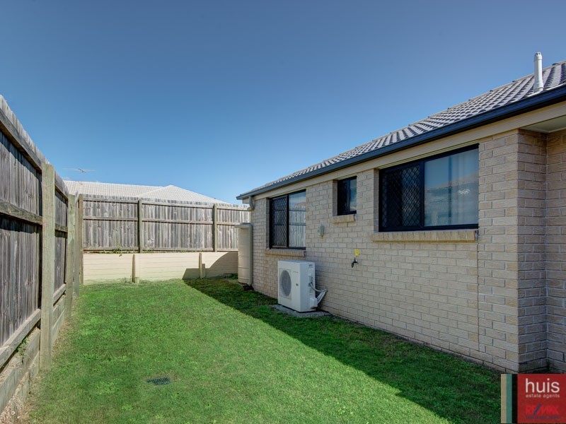 2 Palmer St, North Lakes QLD 4509