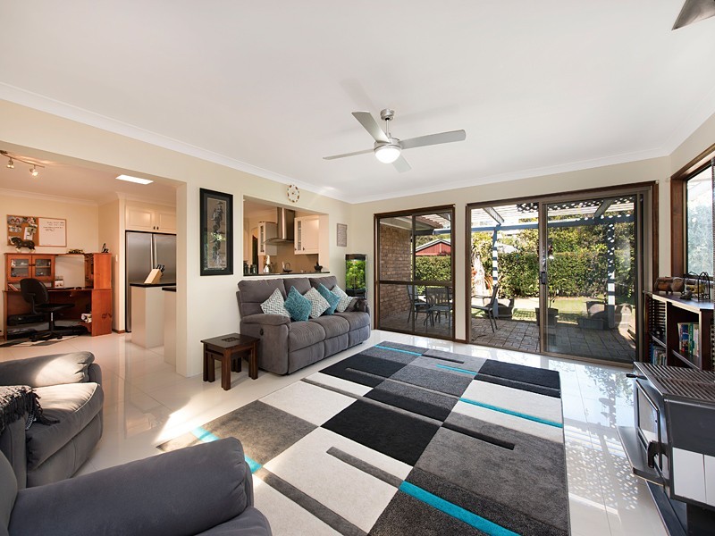 4 Matingara Street, Chapel Hill QLD 4069