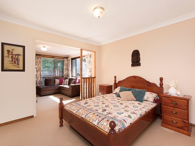 4 Matingara Street, Chapel Hill QLD 4069