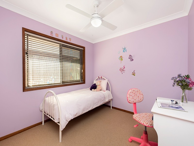 4 Matingara Street, Chapel Hill QLD 4069