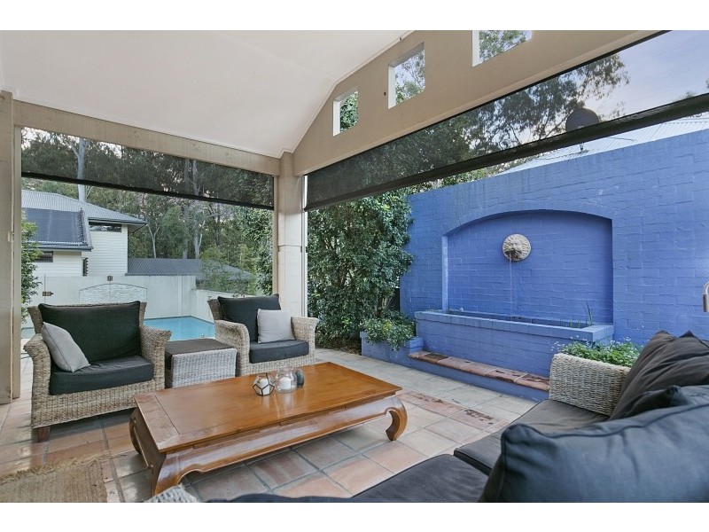 11 Carissa Place, Chapel Hill QLD 4069