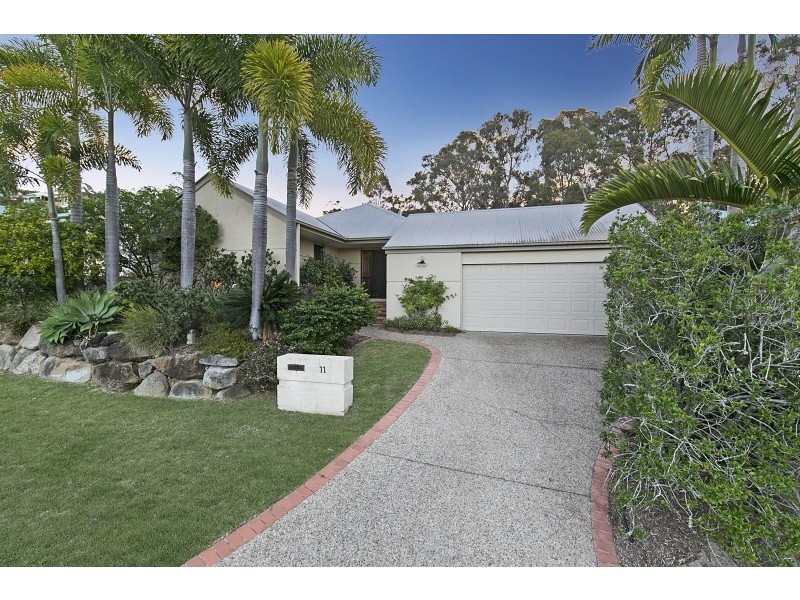 11 Carissa Place, Chapel Hill QLD 4069