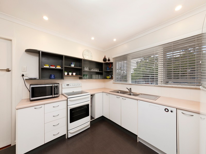 3 Wongabel Street, Kenmore QLD 4069