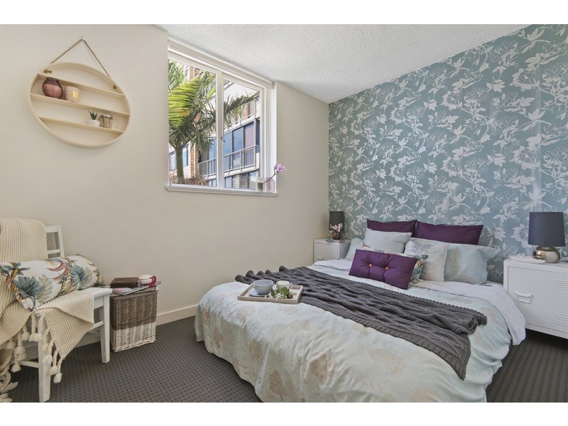 6/8 Sandford Street, St Lucia QLD 4067
