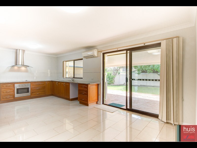 12 Bodian St, Carindale QLD 4152